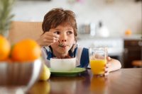 Petit-déjeuner gratuit à l'école